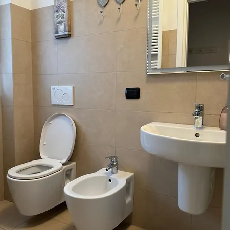 A...fior Di Hébergement de vacances Abbadia Lariana